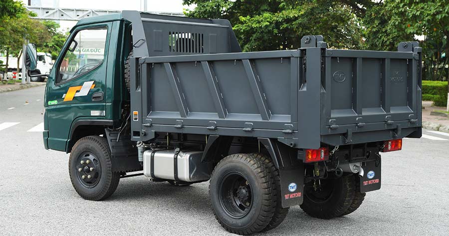 Xe được phủ sơn tĩnh điện toàn bộ xe giúp chống gỉ, chống oxy hóa