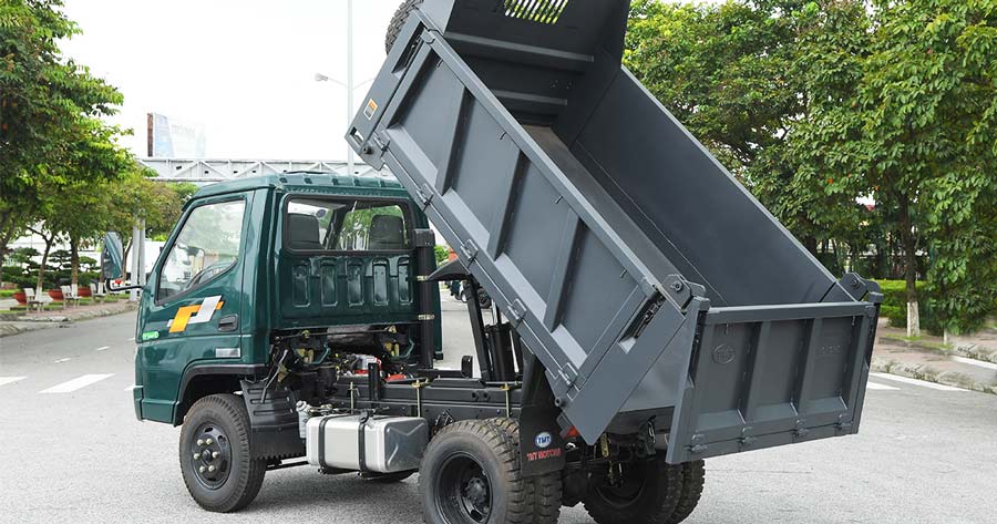 Xe tải ben ZB240D có bộ lốp 6.00-15 khả năng chịu tải tốt (có lốp đôi)
