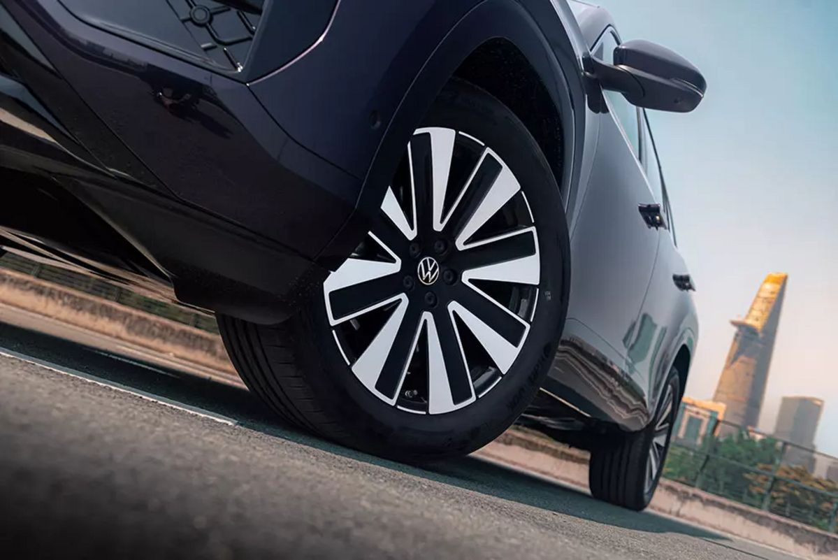 Volkswagen Teramont Pro 2026 thế hệ mới ra mắt tại Việt Nam