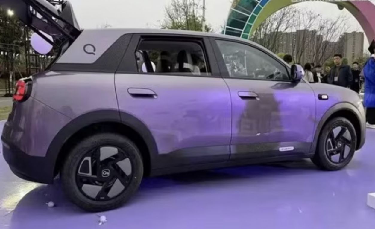 Chery QQ3: SUV điện 206 triệu, tiện ích vượt trội