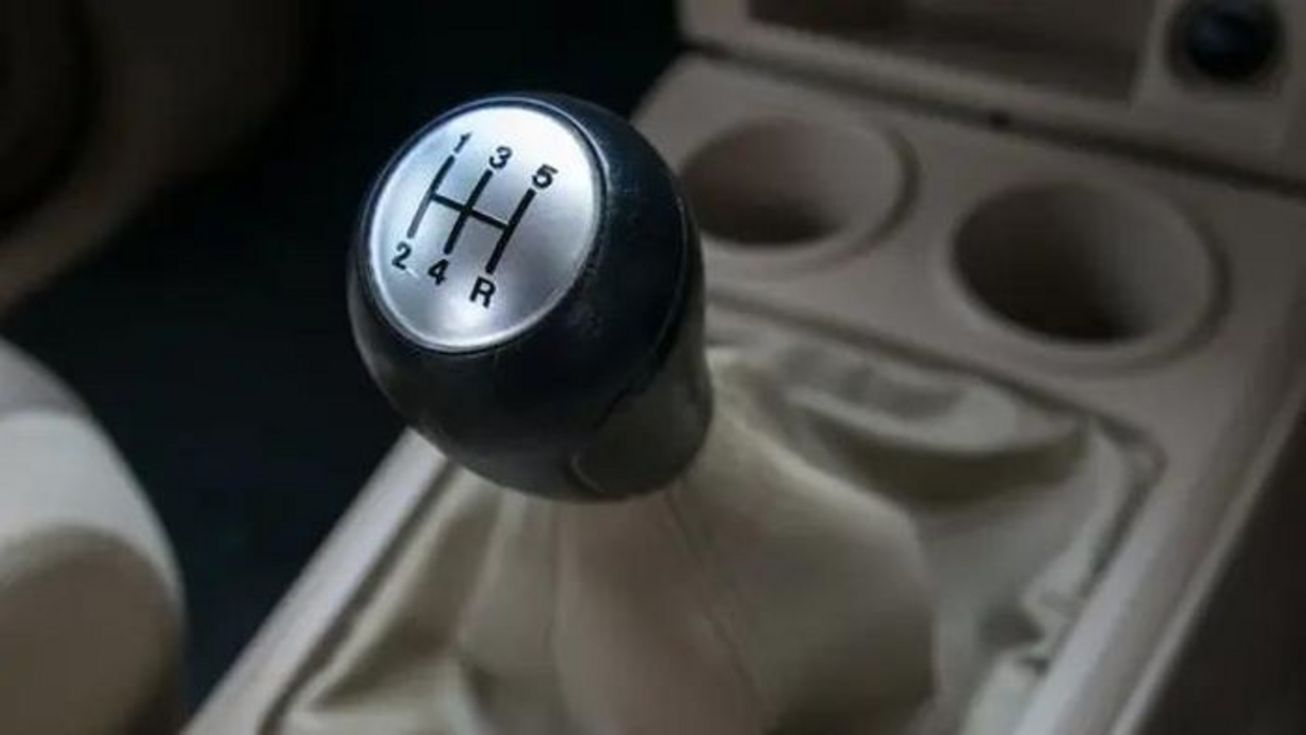 4 kiểu hộp số ô tô: Hướng dẫn chọn xe phù hợp nhất