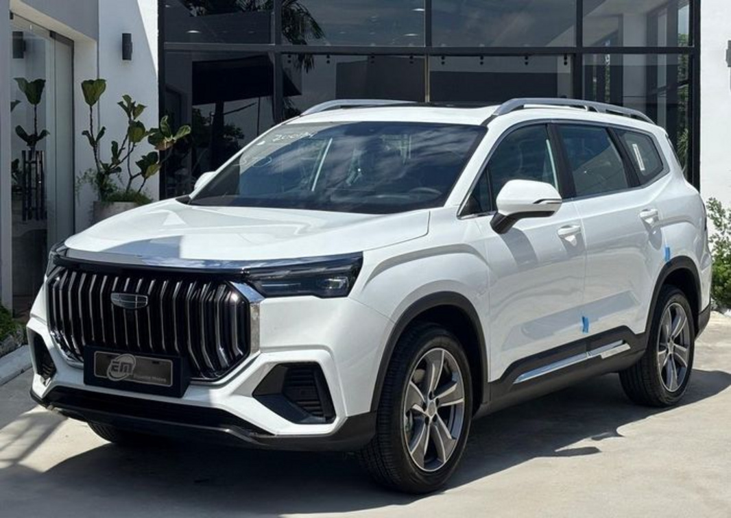 SUV 7 chỗ Geely Okavango sắp về Việt Nam, giá dưới 800 triệu