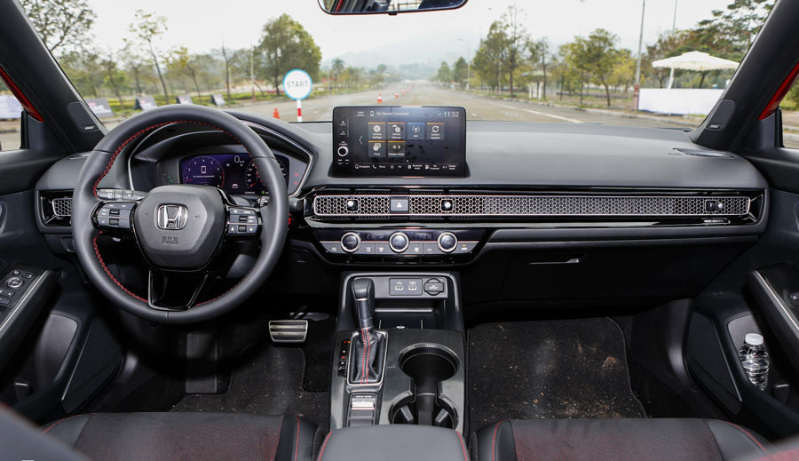 Cabin nội thất Honda Civic 2025 Sóc Trăng