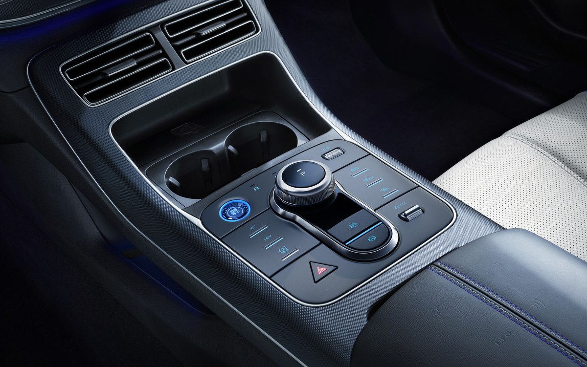 Bảng điều khiển trung tâm BYD Seal 5