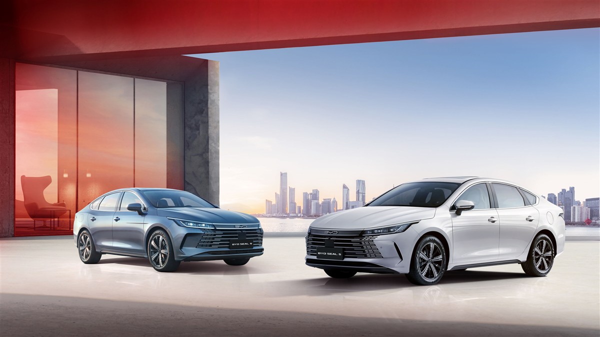 BYD Seal 5 hai tùy chọn màu sơn