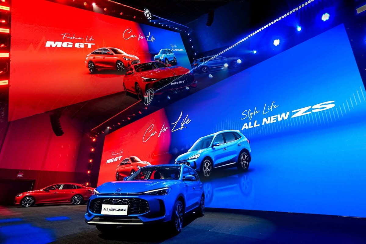MG GT và All New ZS cùng xuất hiện trên sân khấu