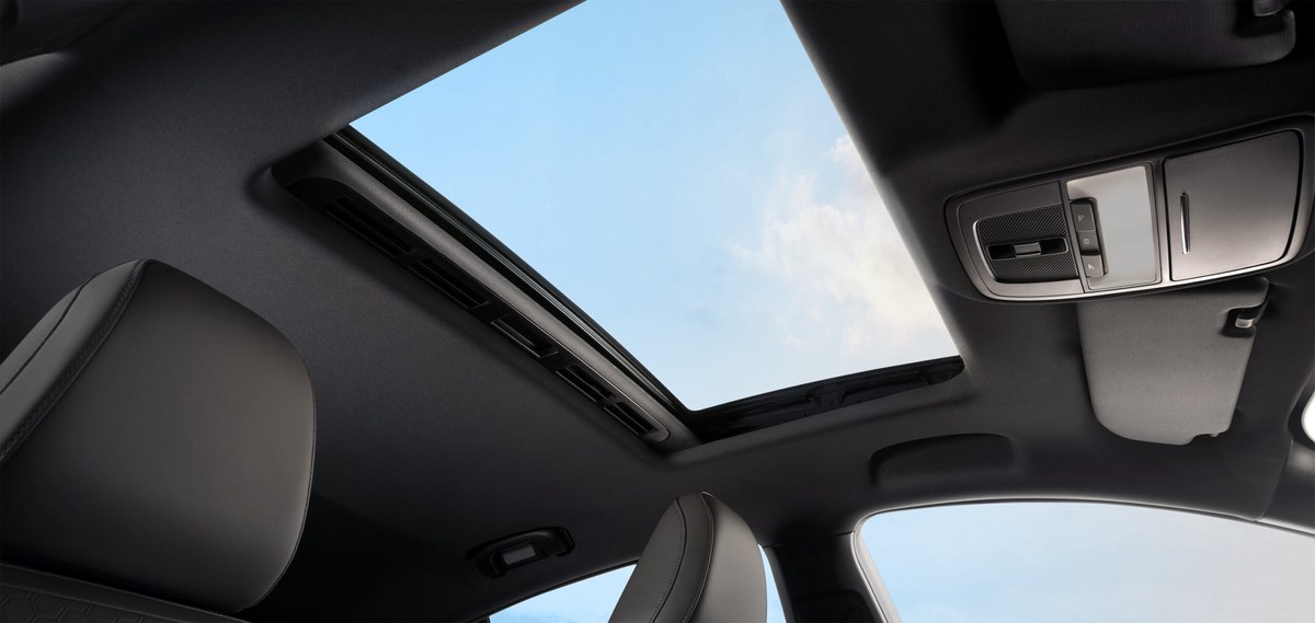 Cửa sổ trời của MG GT bản PREMIUM