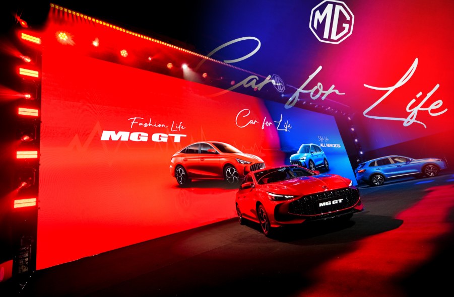 MG GT trên sân khấu ra mắt cùng thông điệp Car for Life